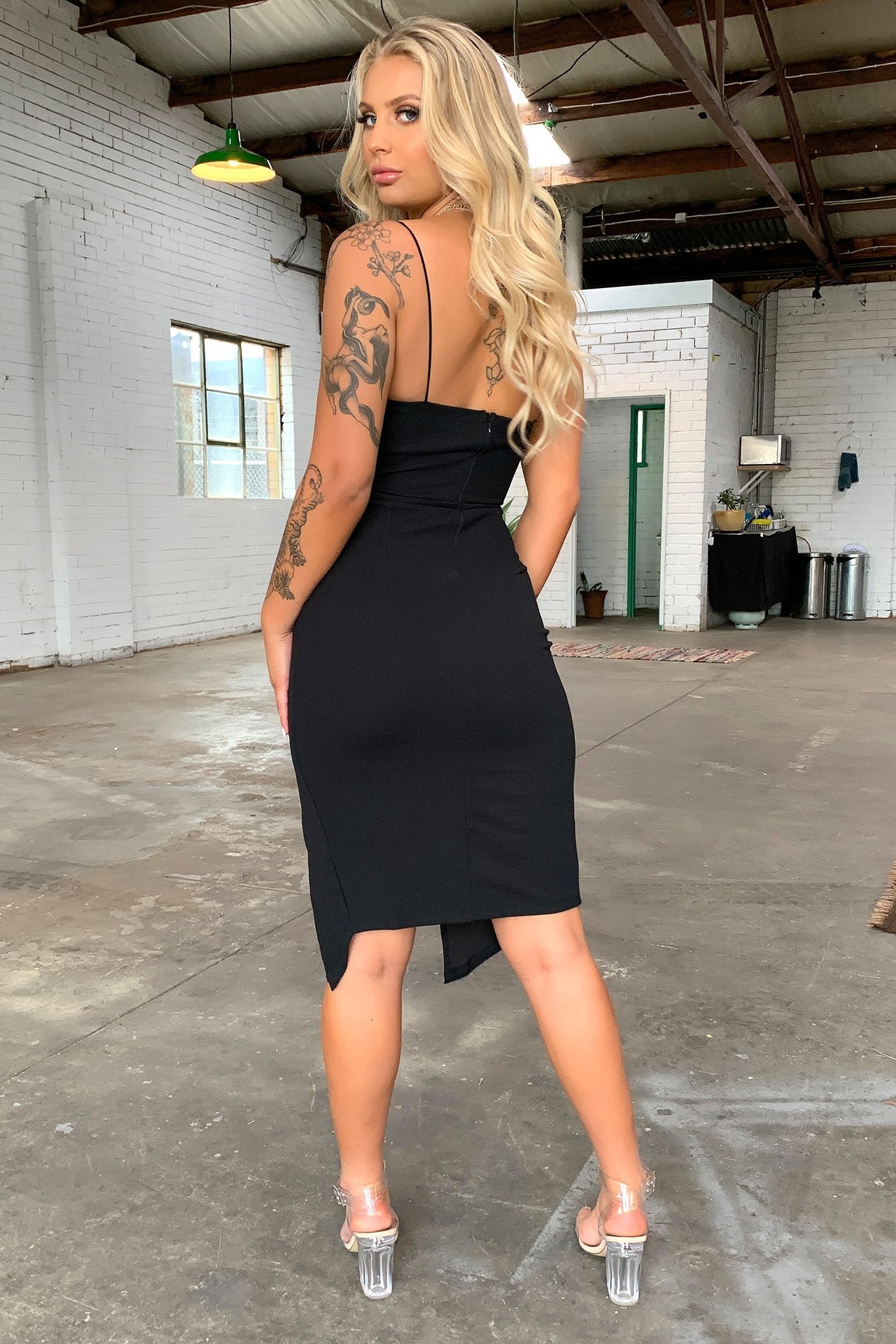 Kira Midi Dress - Black - Image 4